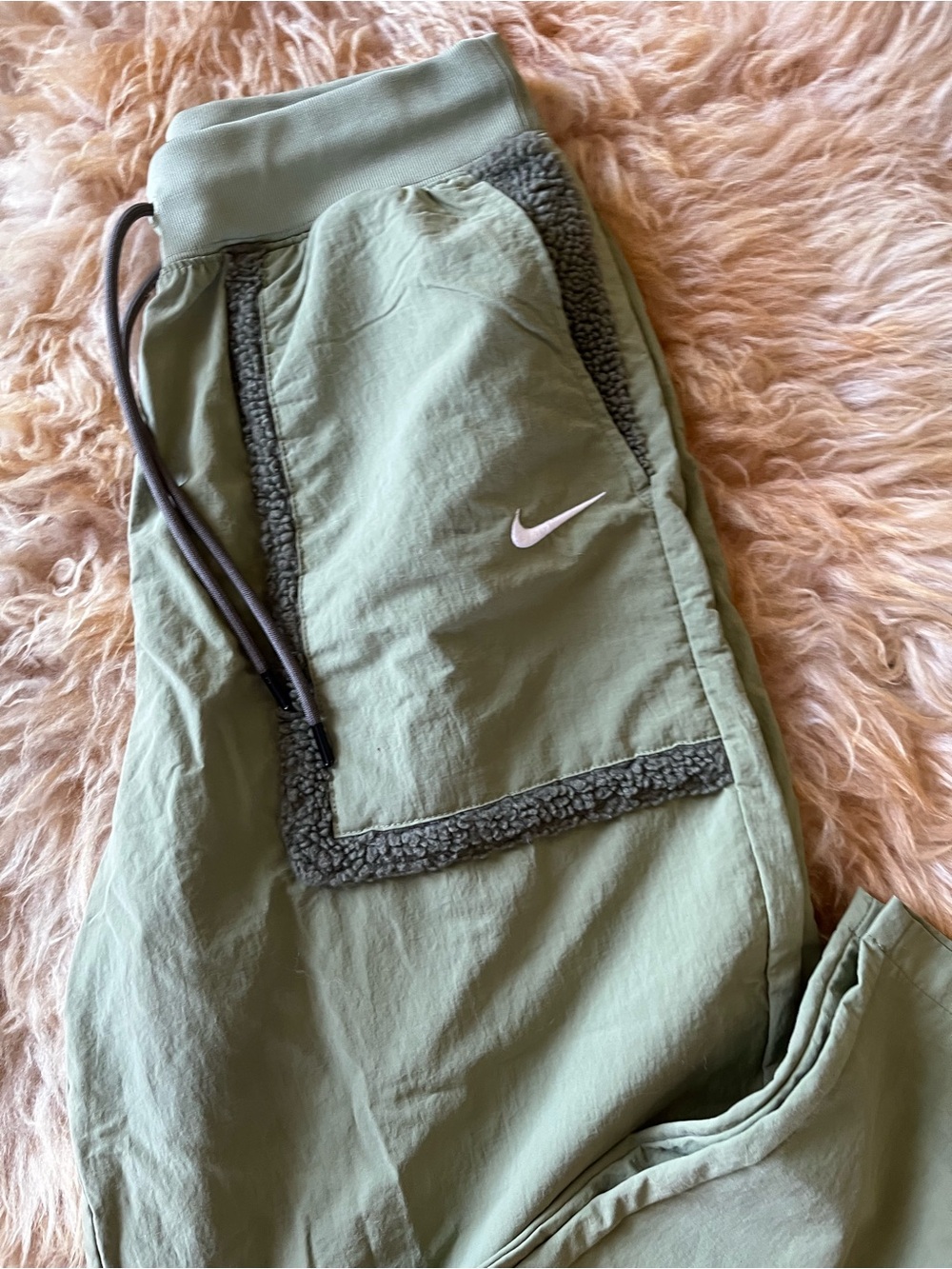 Nike Womens Sage Green Jogger Pants with Sherpa PocketTrim